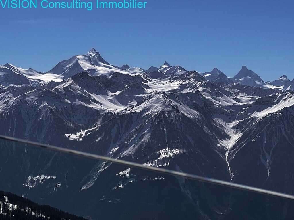 Spektakuläre Bergpanorama-Aussicht von der Gemmi – Alpengipfel im Blickfeld Spektakuläre Bergpanorama-Aussicht von der Gemmi – Alpengipfel im Blickfeld
